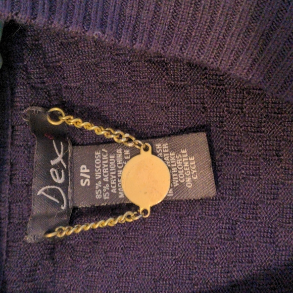 Eggplant coloured, short sleeved, crop poncho by Dex - Picture 4 of 4